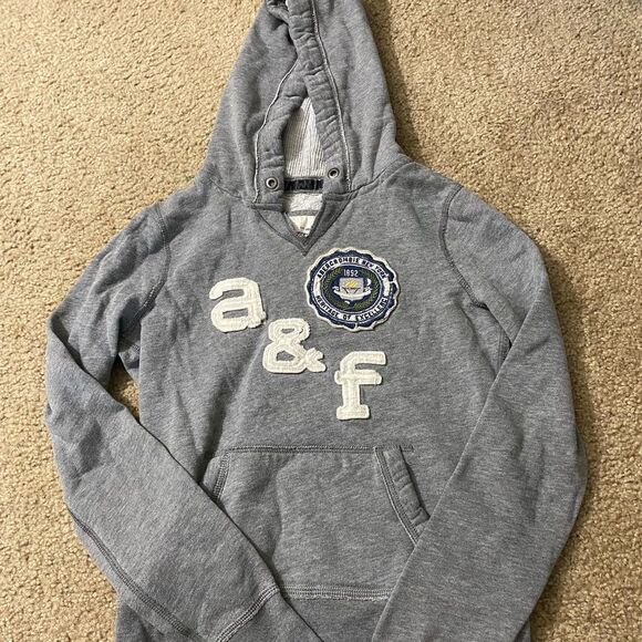 Boys Abercrombie Kids Gray Hoodie Sweatshirt - Picture 1 of 2